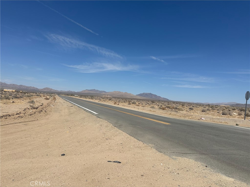 13876 Harrod Road Lucerne Valley, CA 92356 - Photo 6 of 8