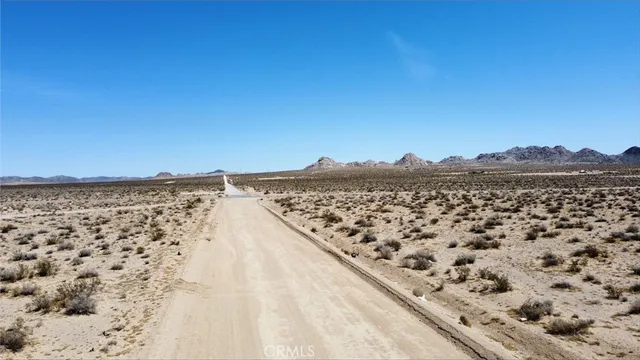 $8,999 | 13876 Harrod Road, Lucerne Valley, CA 92356