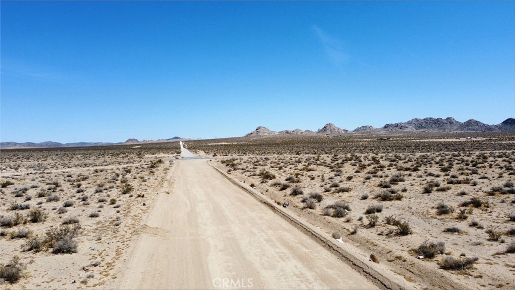 13876 Harrod Road Lucerne Valley, CA 92356 - Photo 7 of 8
