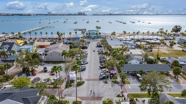 $499,000 | 5721 18th Avenue South, Gulfport, FL 33707