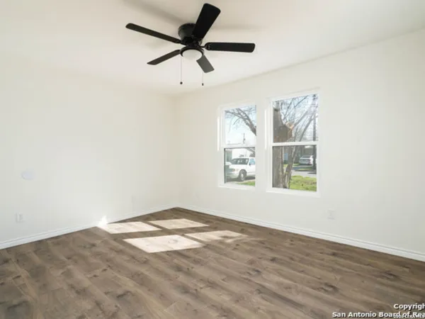 $2,400 | 143 Kinder Drive, San Antonio, TX 78212