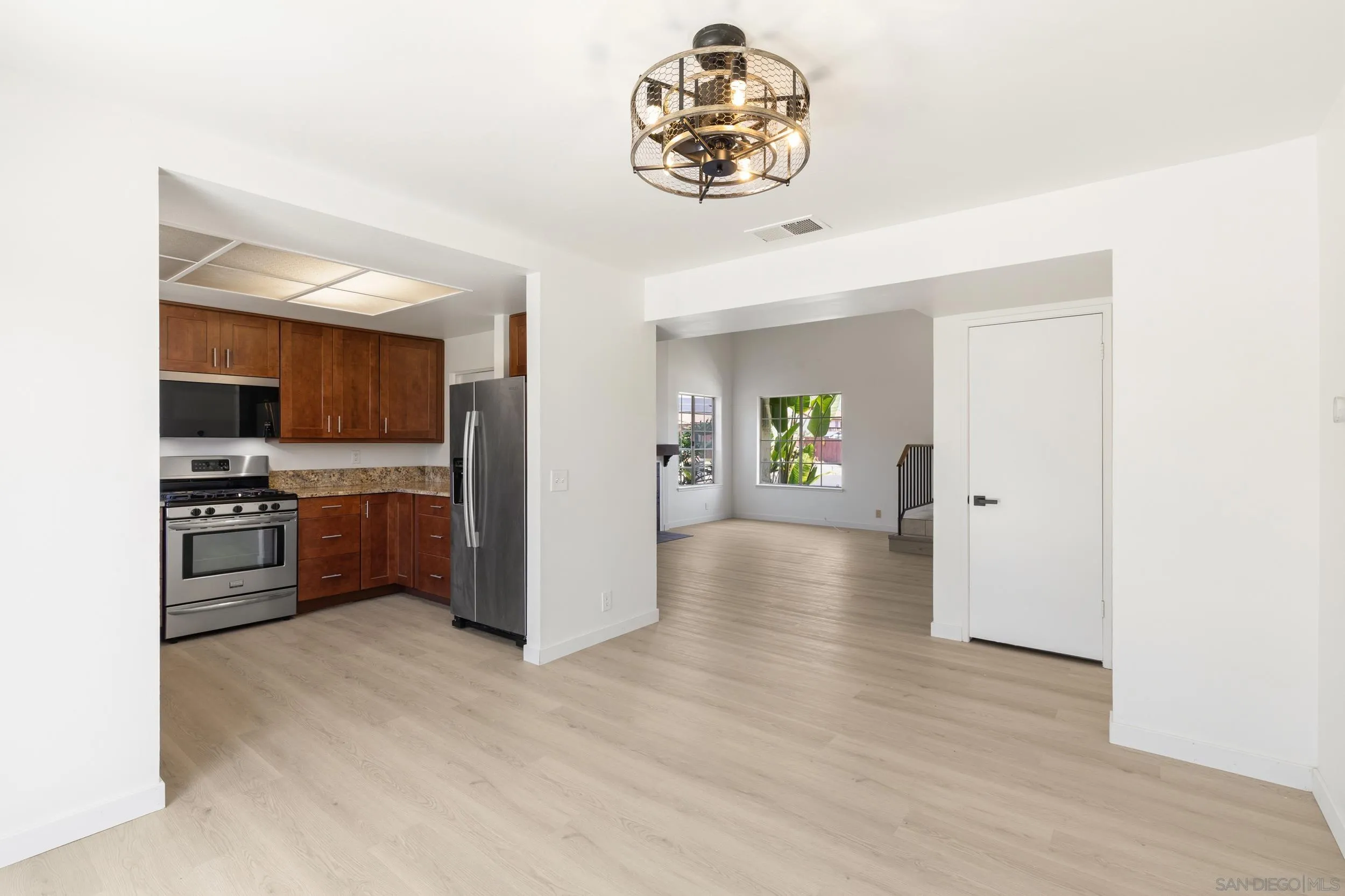 10240 Caminito Rio Court Lakeside, CA 92040 - Photo 4 of 29