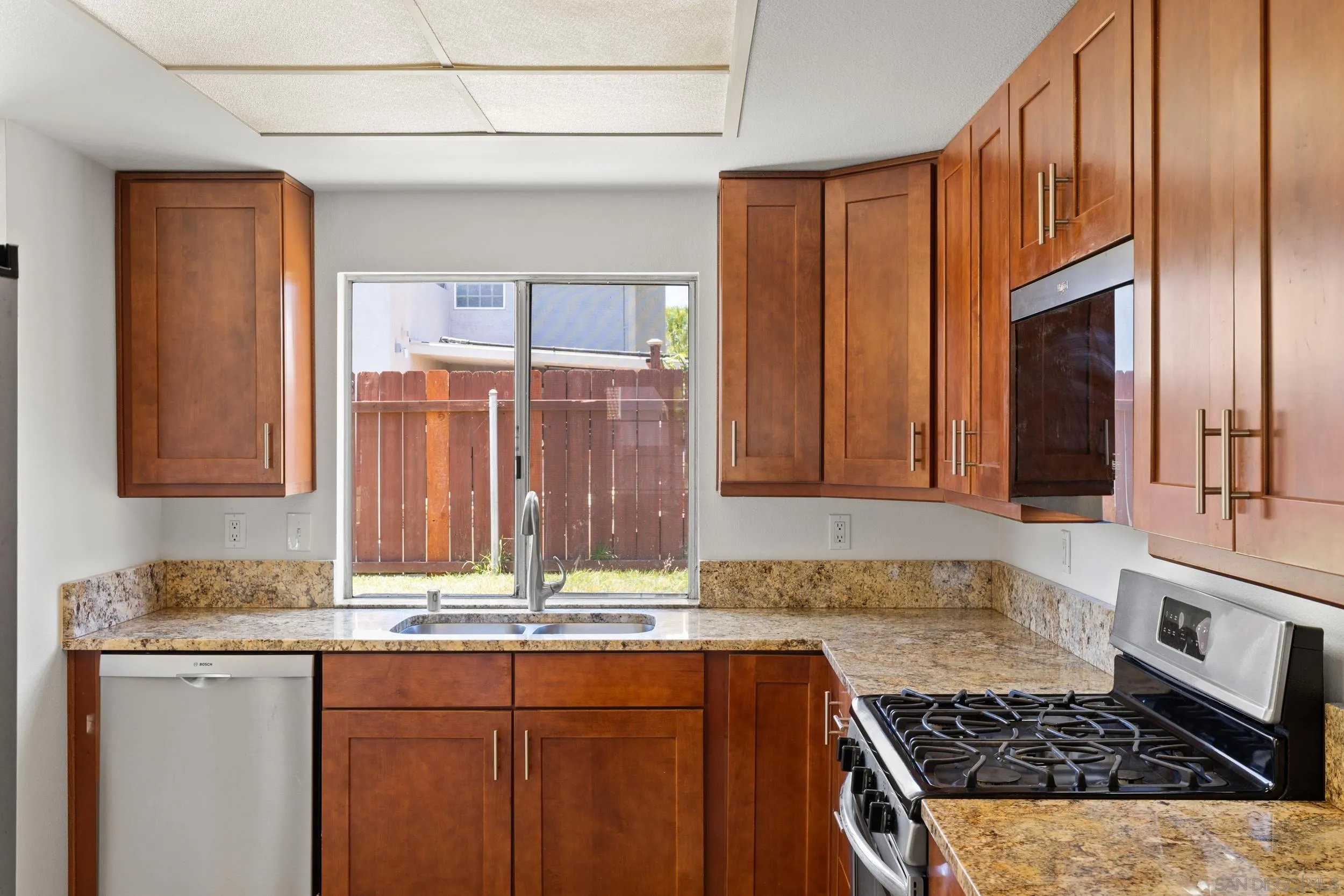 10240 Caminito Rio Court Lakeside, CA 92040 - Photo 9 of 29