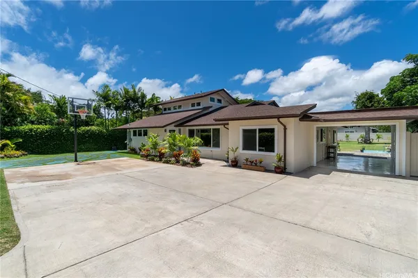 $9,400 | 63 South Kalaheo Avenue, Kailua, HI 96734