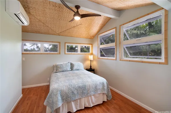 $9,400 | 63 South Kalaheo Avenue, Kailua, HI 96734