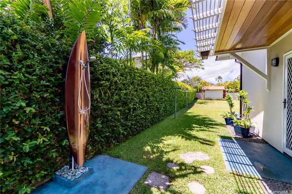 $9,400 | 63 South Kalaheo Avenue, Kailua, HI 96734