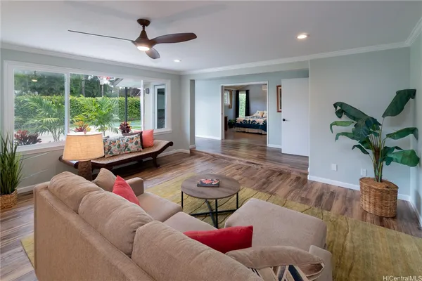 $9,400 | 63 South Kalaheo Avenue, Kailua, HI 96734