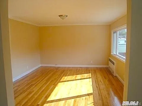 $4,999 | 343 Greengrove Avenue, Uniondale, NY 11553