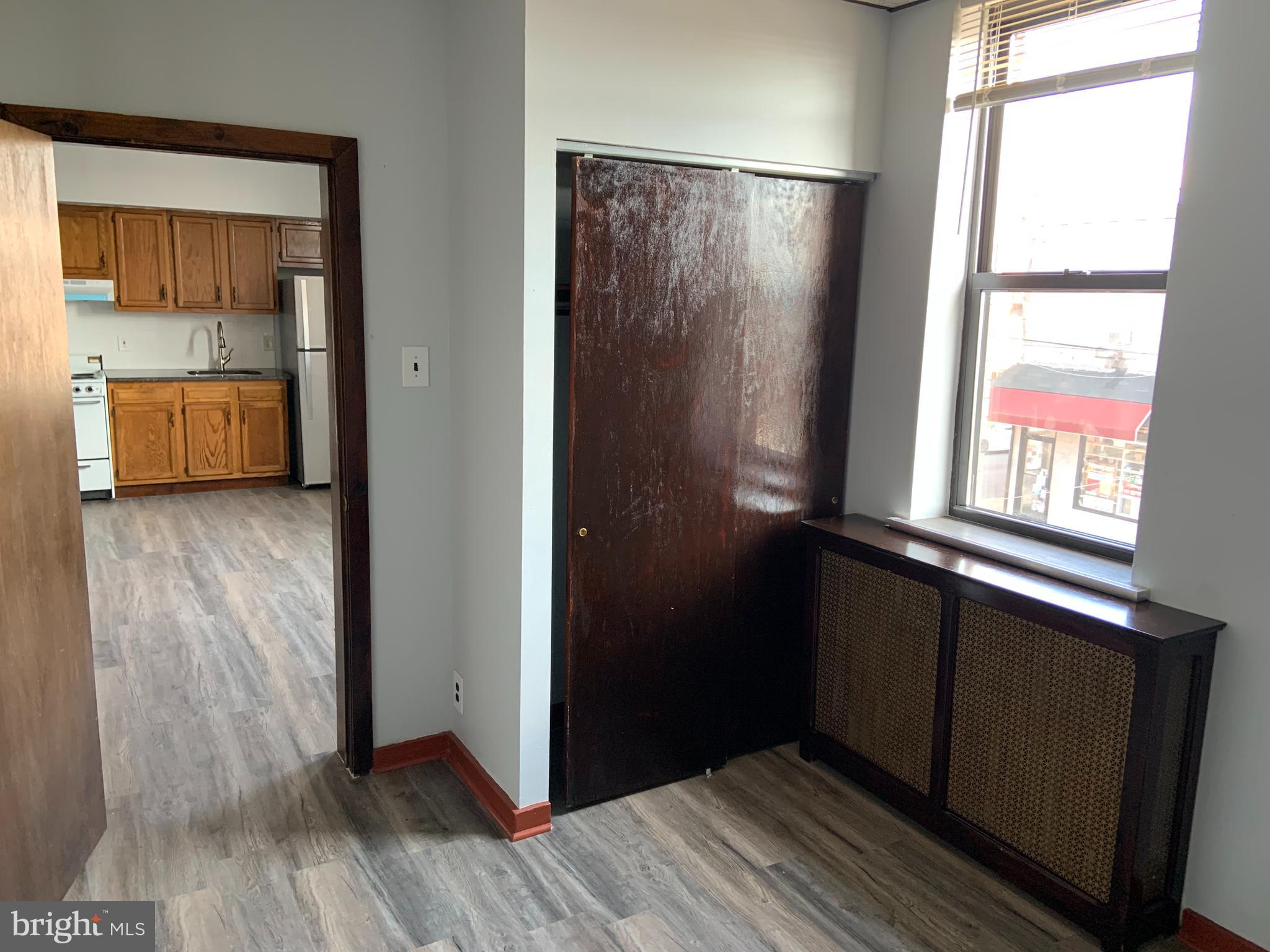 2250 South 9th Street, Unit 2R Philadelphia, PA 19148 - Photo 5 of 8