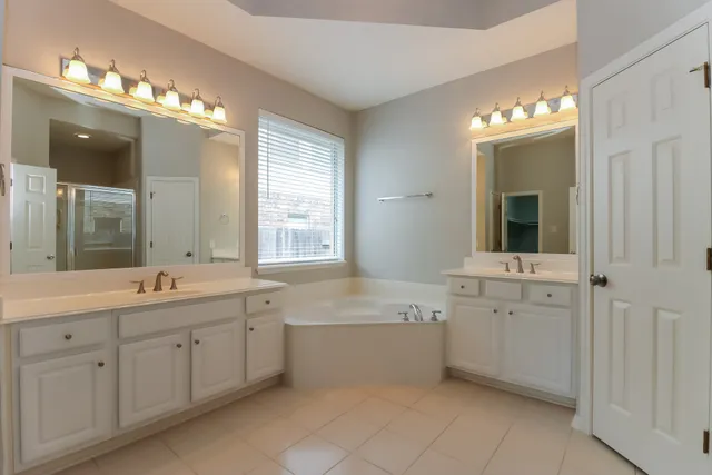 $2,725 | 3211 Oak Park Lane, Missouri City, TX 77459