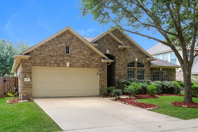 $2,725 | 3211 Oak Park Lane, Missouri City, TX 77459