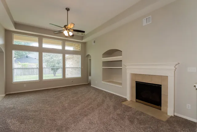 $2,725 | 3211 Oak Park Lane, Missouri City, TX 77459