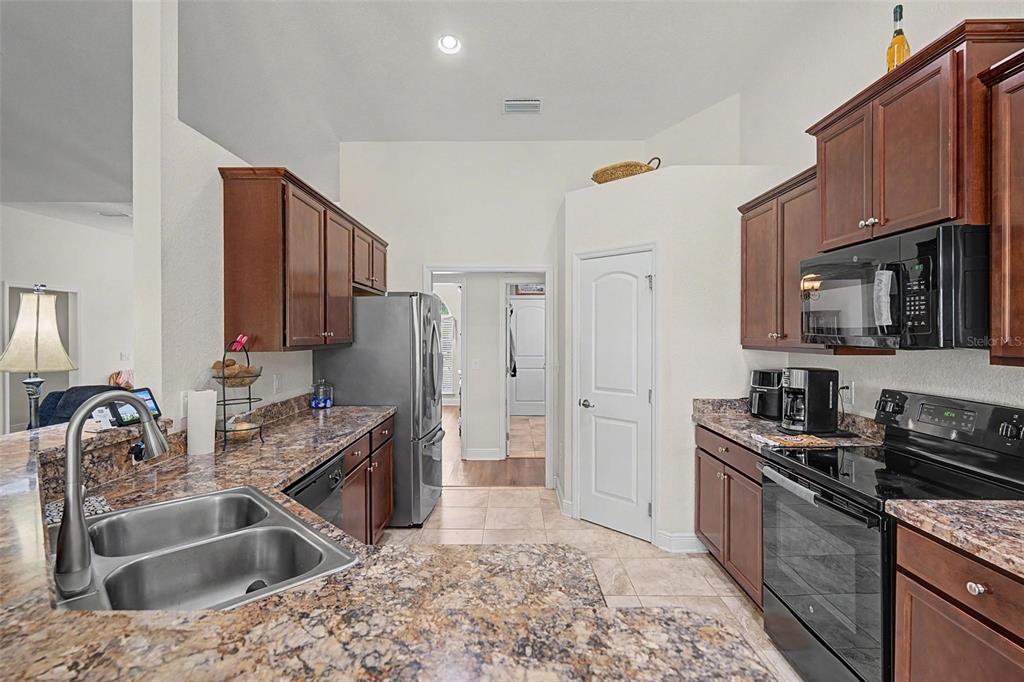 12258 Harris Hawk Road Weeki Wachee, FL 34614 - Photo 16 of 34