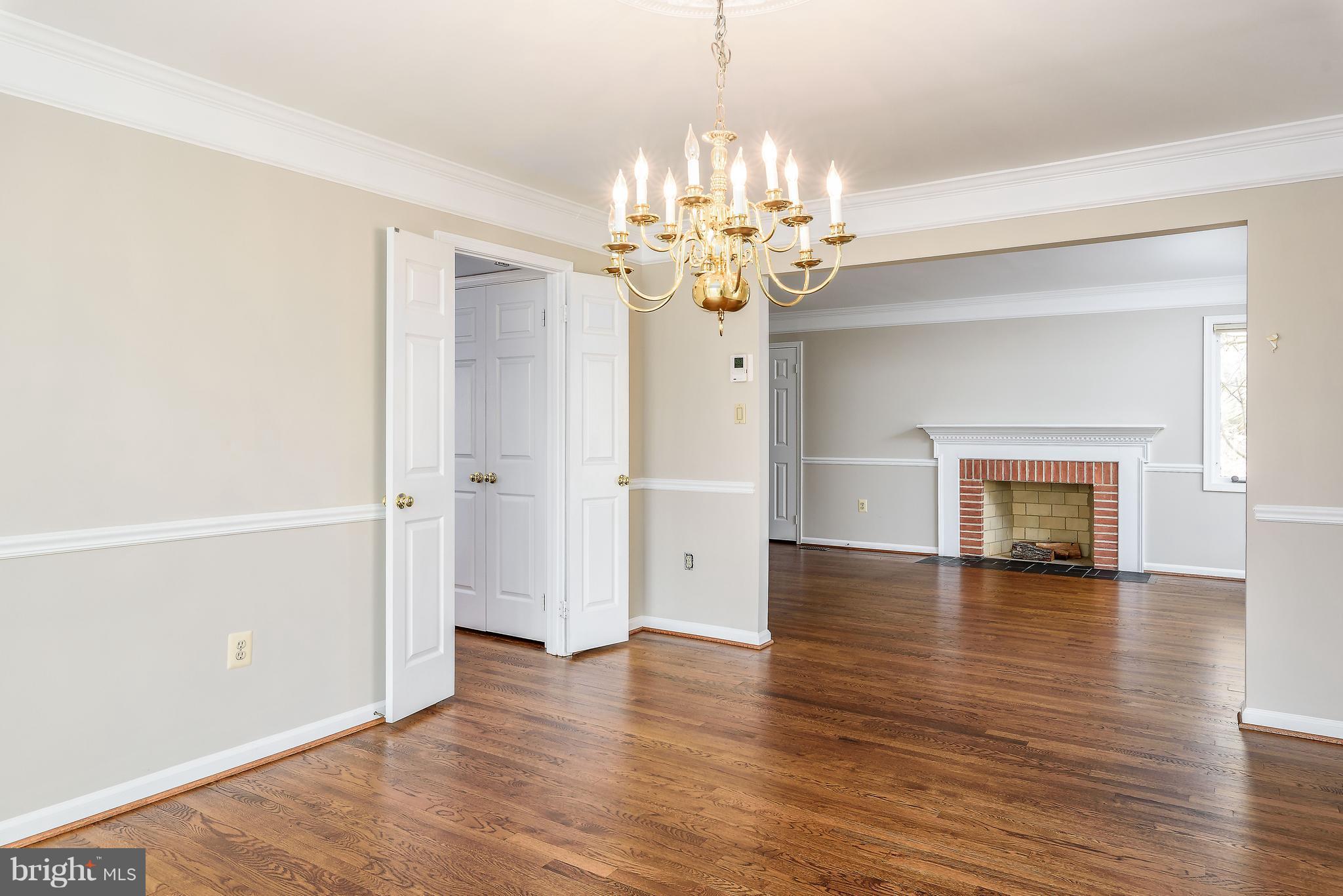 2003 Roundhouse Road Vienna, VA 22181 - Photo 29 of 30 Great open floor plan between dining/living room