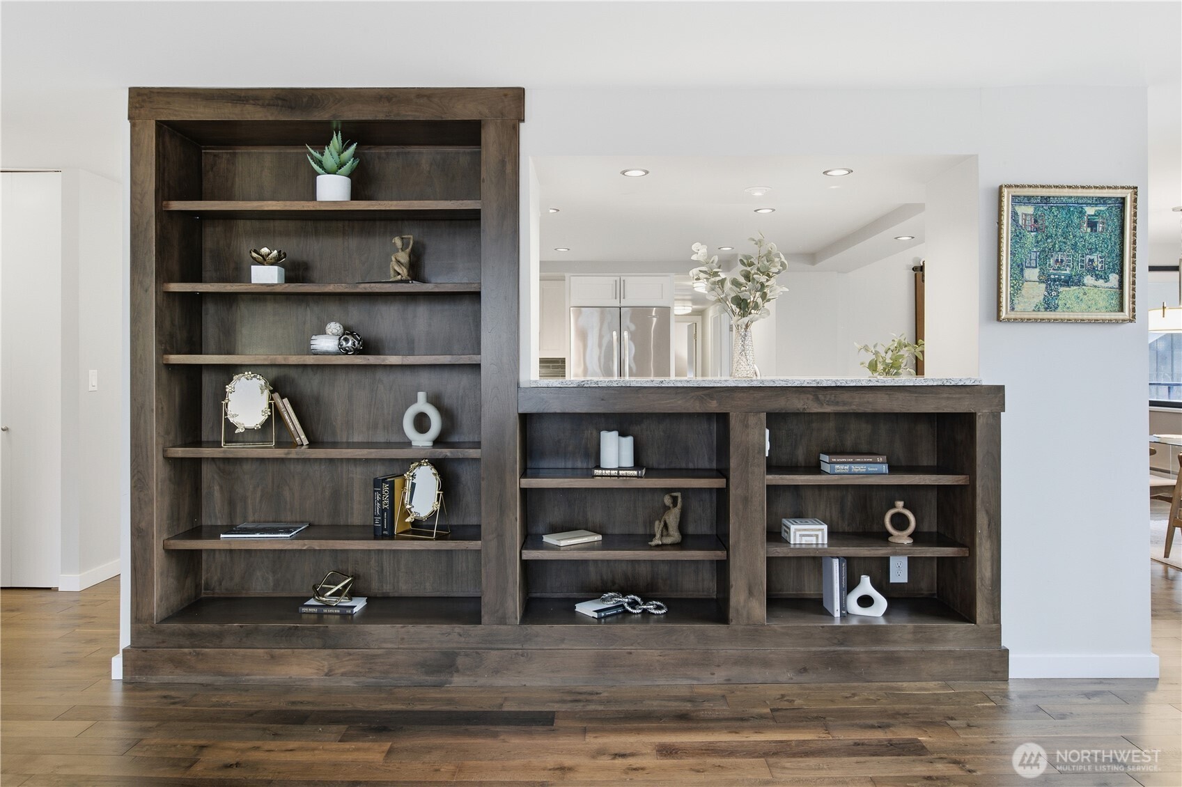 2100 3rd Avenue, Unit 2606 Seattle, WA 98121 - Photo 9 of 37 a living room with furniture and wooden floor