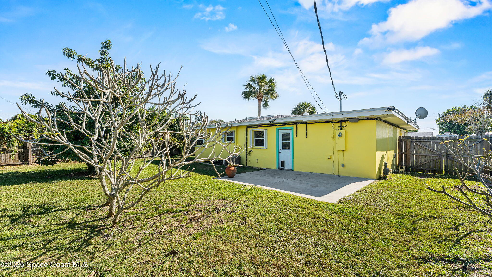 2448 Delaware Drive Melbourne, FL 32935 - Photo 22 of 27 Back View