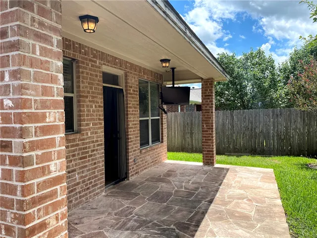 $2,550 | 8422 Alison Avenue, College Station, TX 77845
