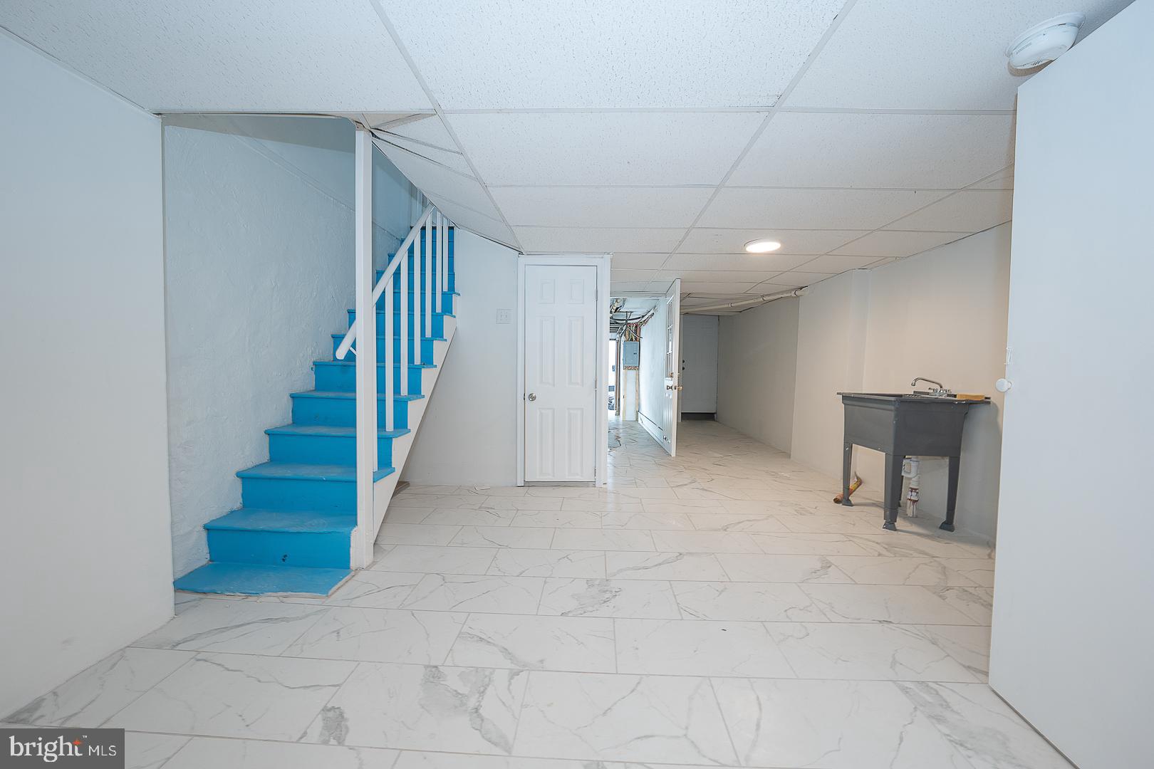 246 Wiltshire Road Upper Darby, PA 19082 - Photo 24 of 33