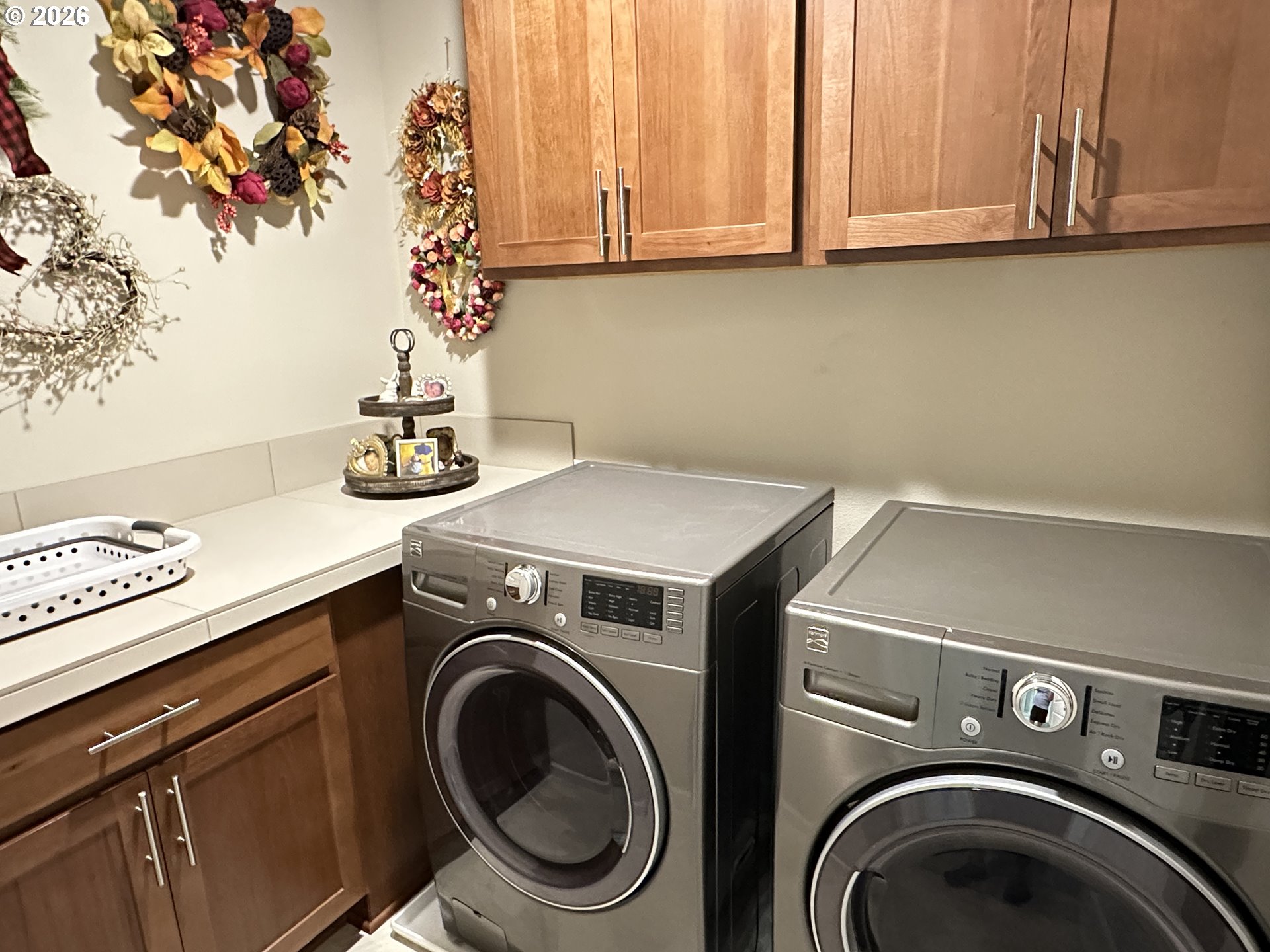 59290 Forest Trail Circle St. Helens, OR 97051 - Photo 22 of 33 a utility room with dryer and washer