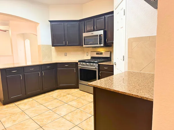 $2,200 | 711 Settlement Street, Cedar Park, TX 78613
