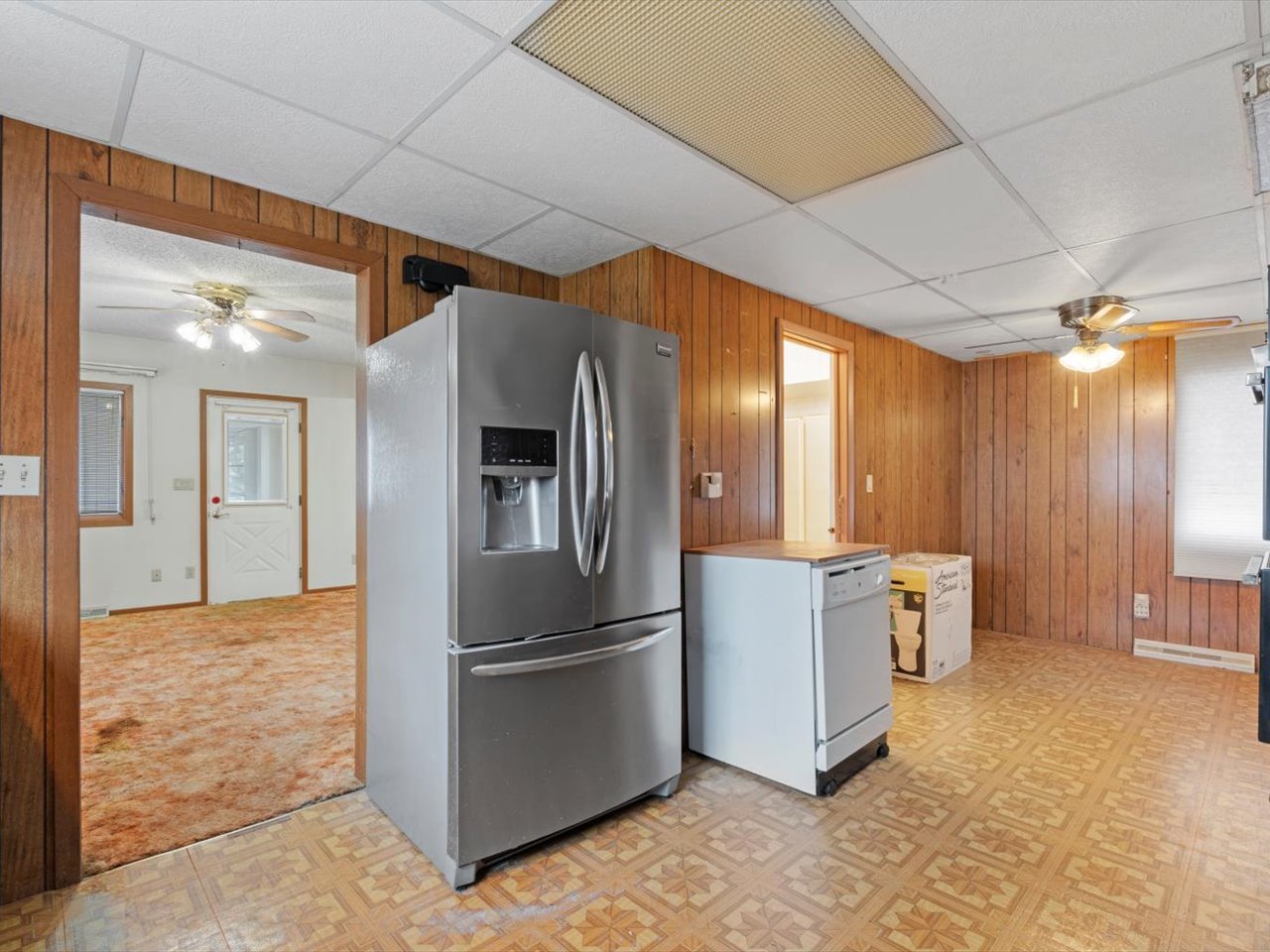 4220 18th Avenue Moline, IL 61265 - Photo 12 of 55