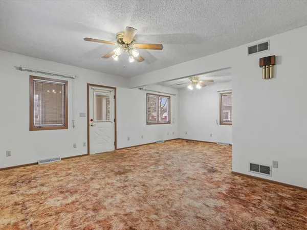 $159,000 | 4220 18th Avenue, Moline, IL 61265