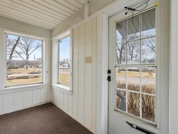 $159,000 | 4220 18th Avenue, Moline, IL 61265