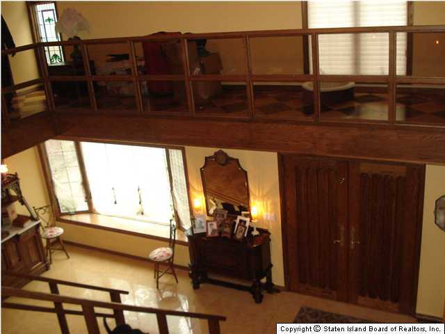 91 East Loop Road Staten Island, NY 10304 - Photo 5 of 20 Additional Photo
