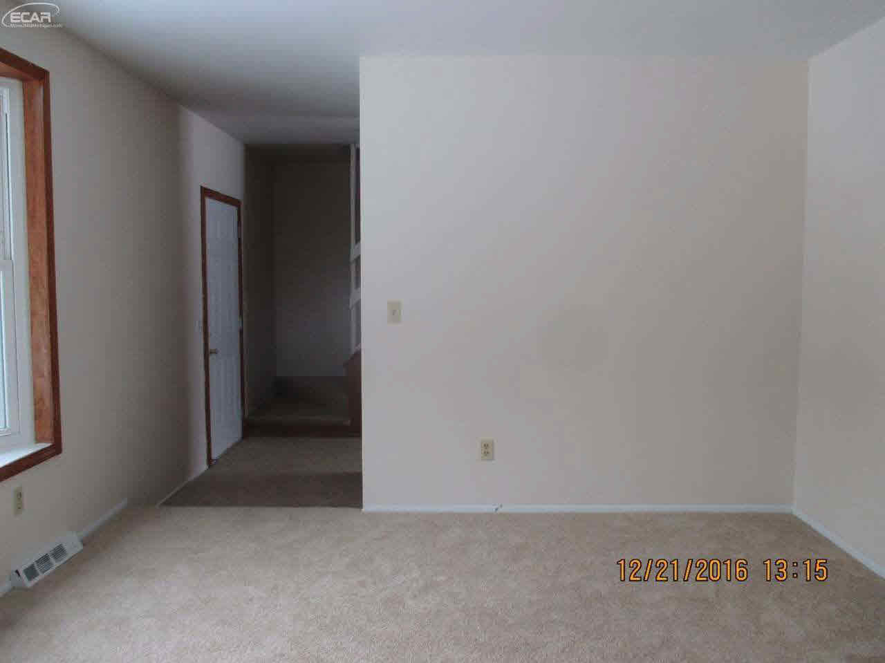 6239 Marathon Road Otter Lake, MI 48464 - Photo 8 of 24 21248752-7.JPG