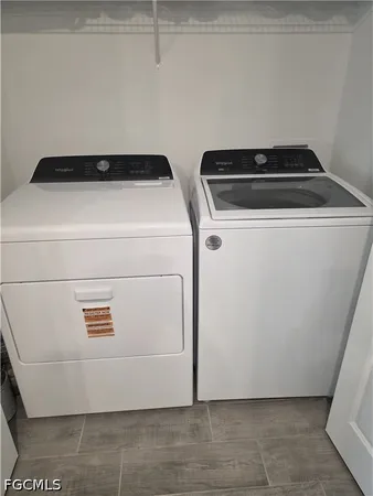 $2,000 | 4421 Northeast 15th Place, Cape Coral, FL 33909