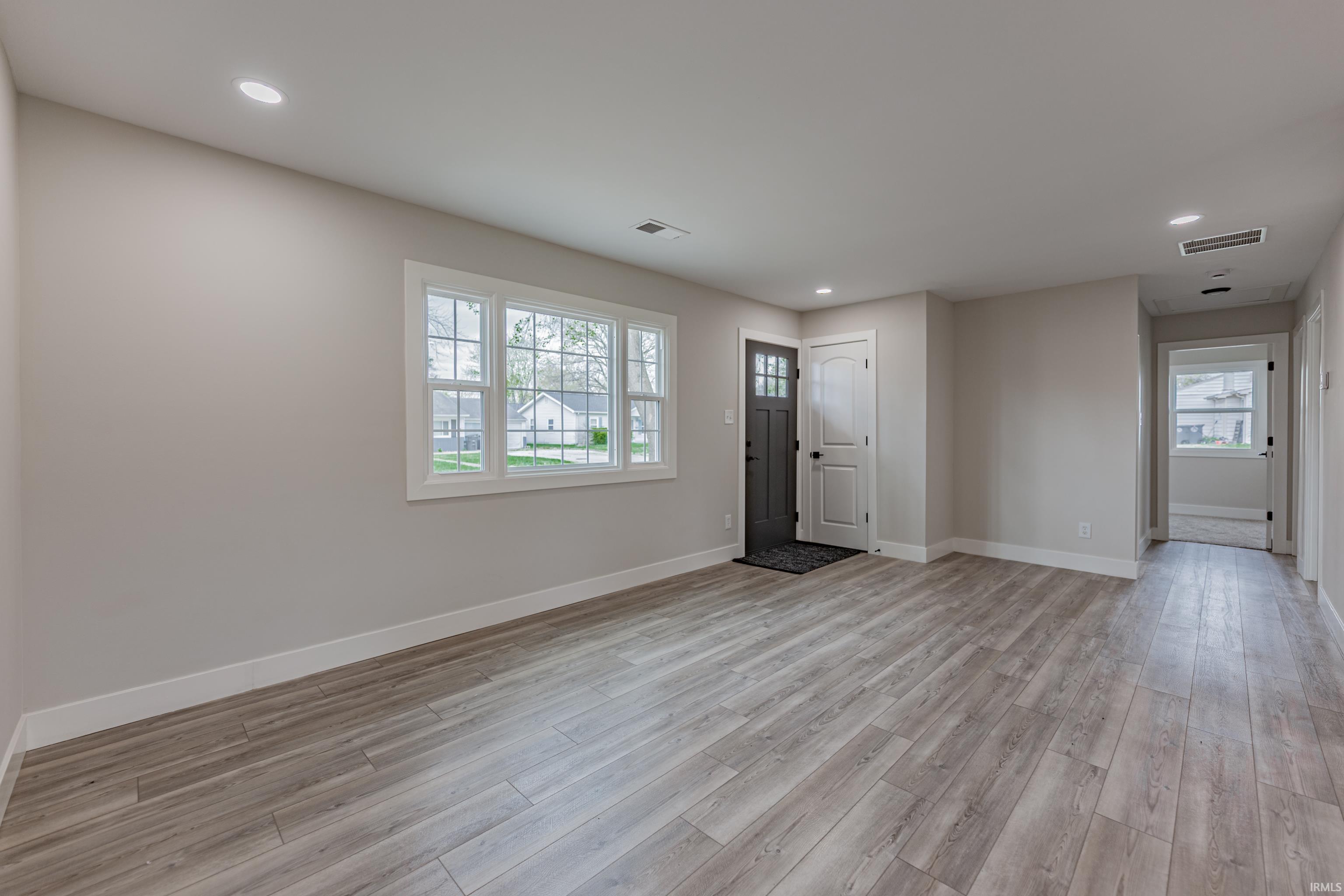 239 Sheridan Road Evansville, IN 47710 - Photo 8 of 29 Gallery Image 8