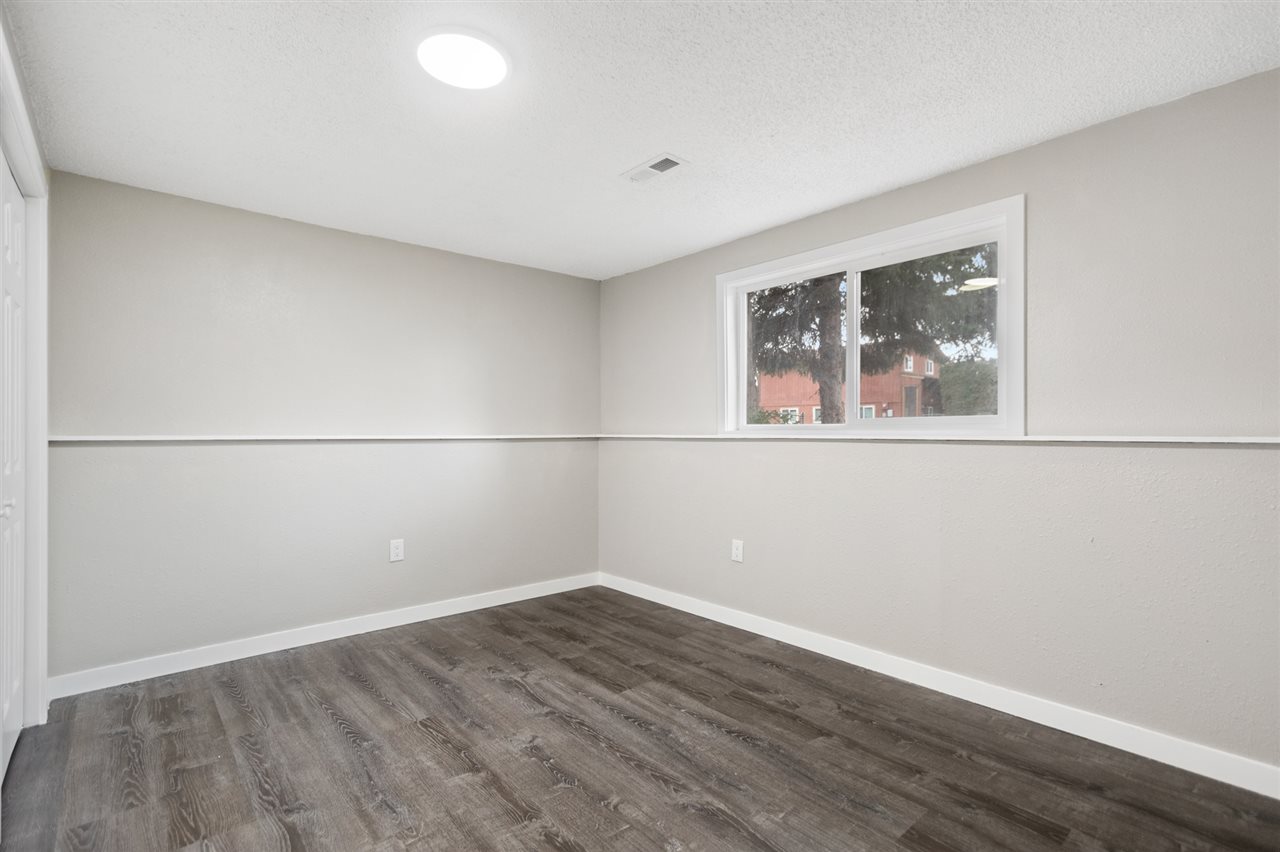 218 North Mayhew Road Spokane Valley, WA 99216 - Photo 17 of 25
