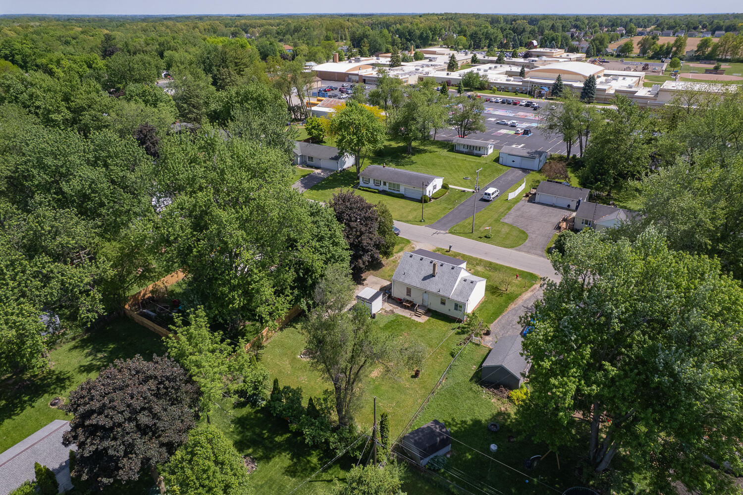 2108 Allan Street Adrian, MI 49221 - Photo 31 of 31 2108 Allan St - 1037
