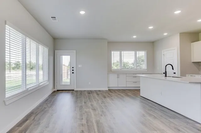 $975,000 | 4405-4407-4409 4405-4407-4409 Clovis Court, Midlothian, TX 76065