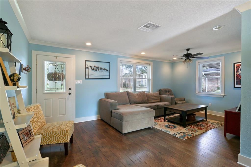 133 Garden Road River Ridge, LA 70123 - Photo 3 of 10