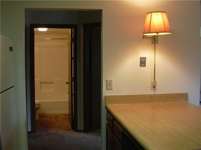 4141 Karl Road, Unit 201 Columbus, OH 43224 - Photo 8 of 13 Gallery Image 8