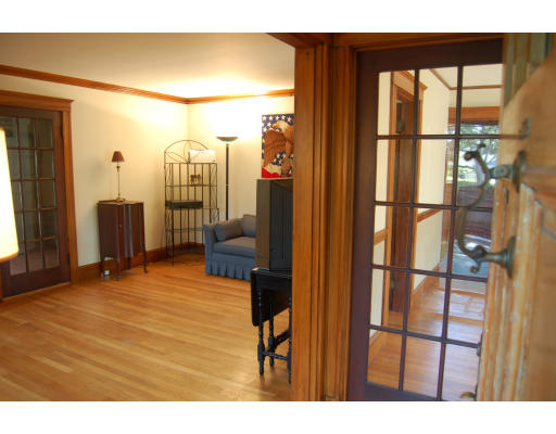 350 Langley Road Newton, MA 02459 - Photo 4 of 14