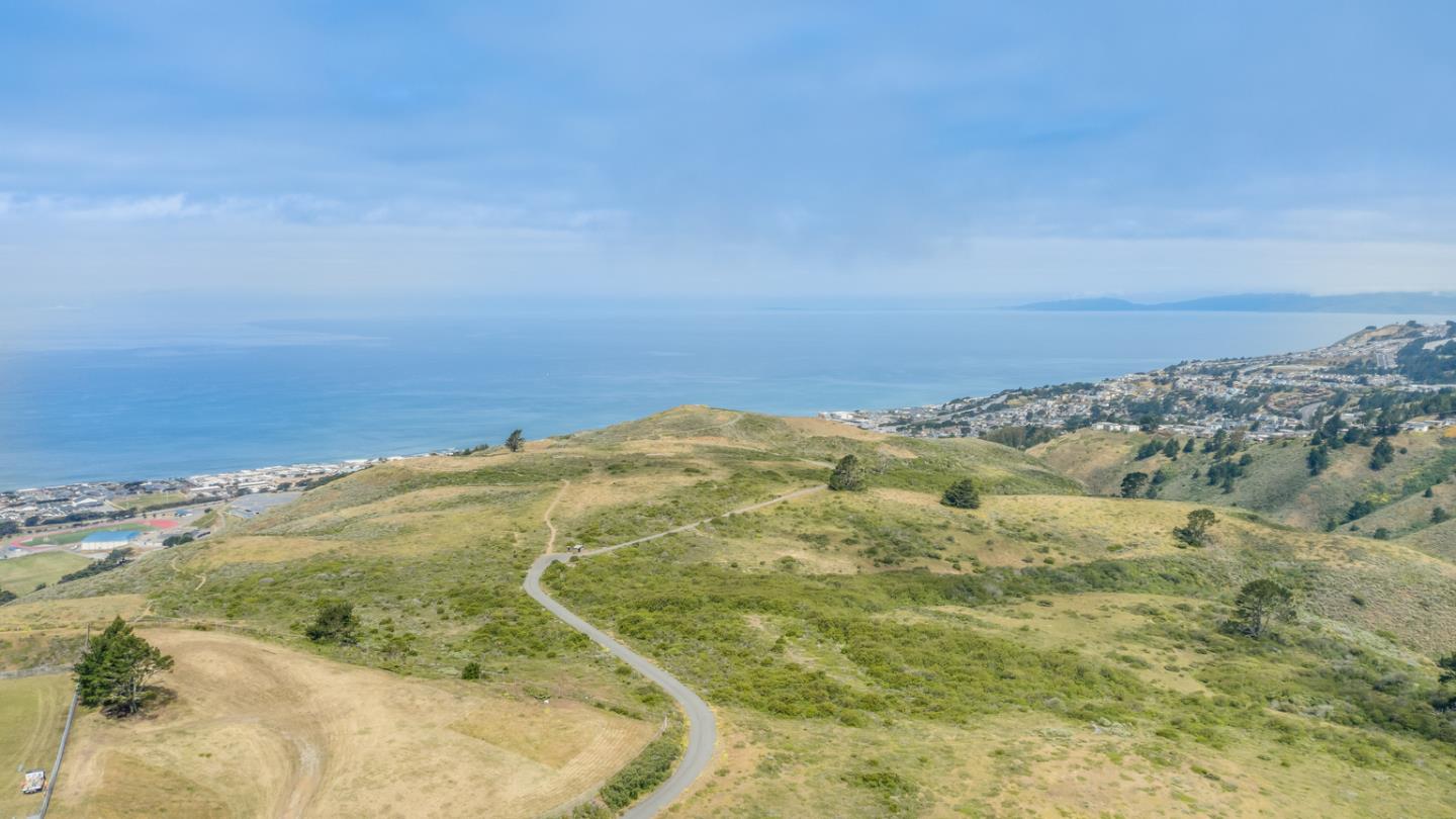 645 Sharp Park Road Pacifica, CA 94044 - Photo 32 of 34 a view of ocean