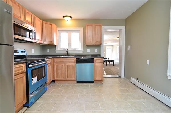62 Wapping Road Kingston, MA 02364 - Photo 4 of 29 Gallery Image 4