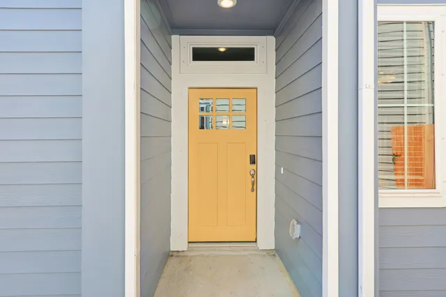 $288,490 | 567 Avisa Drive, Kemah, TX 77565