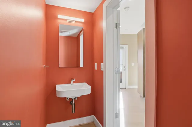 $799,000 | 1301 Potomac Avenue Southeast, Unit 2, Washington, DC 20003