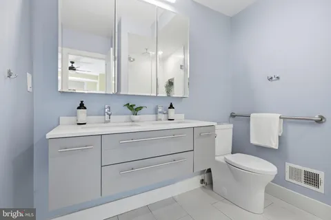 $775,000 | 1301 Potomac Avenue Southeast, Unit 2, Washington, DC 20003