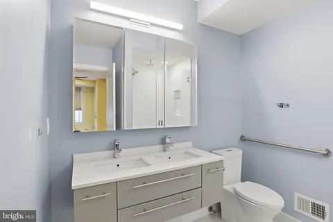 $799,000 | 1301 Potomac Avenue Southeast, Unit 2, Washington, DC 20003