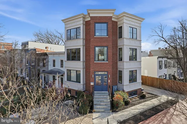 $799,000 | 1301 Potomac Avenue Southeast, Unit 2, Washington, DC 20003