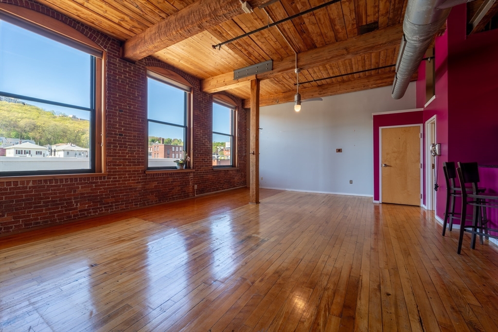 1 Envelope Terrace, Unit 202 Worcester, MA 01604 - Photo 3 of 25 Gallery Image 3