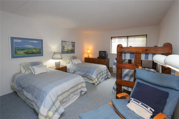 $379,900 | 135 Cliffside Drive, South Bristol, NY 14424