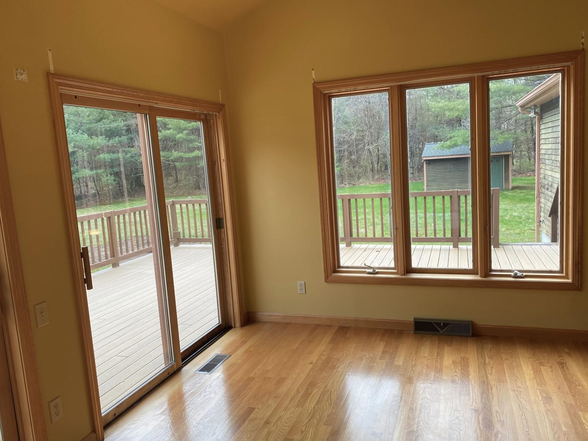 53 Parkhurst Road Merrimack, NH 03054 - Photo 9 of 35