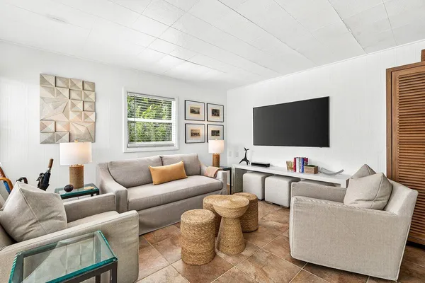 $8,500 | 3511 Washington Road, West Palm Beach, FL 33405