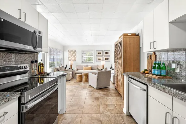 $8,500 | 3511 Washington Road, West Palm Beach, FL 33405