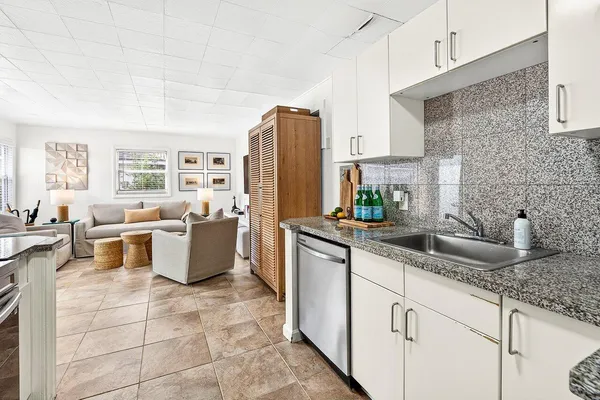 $8,500 | 3511 Washington Road, West Palm Beach, FL 33405